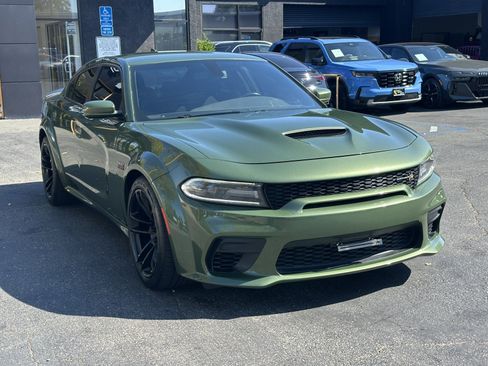 Used 2020 Dodge Charger Scat Pack RWD image 6