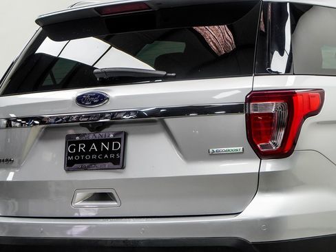 Used 2017 Ford Explorer Limited w/ Equipment Group 301A image 13