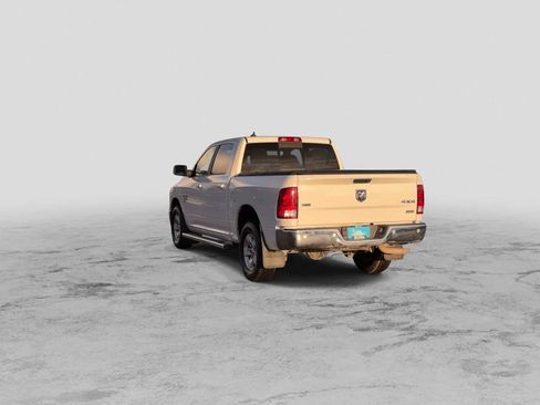 Used 2019 RAM 1500 Classic SLT w/ Luxury Group image 6