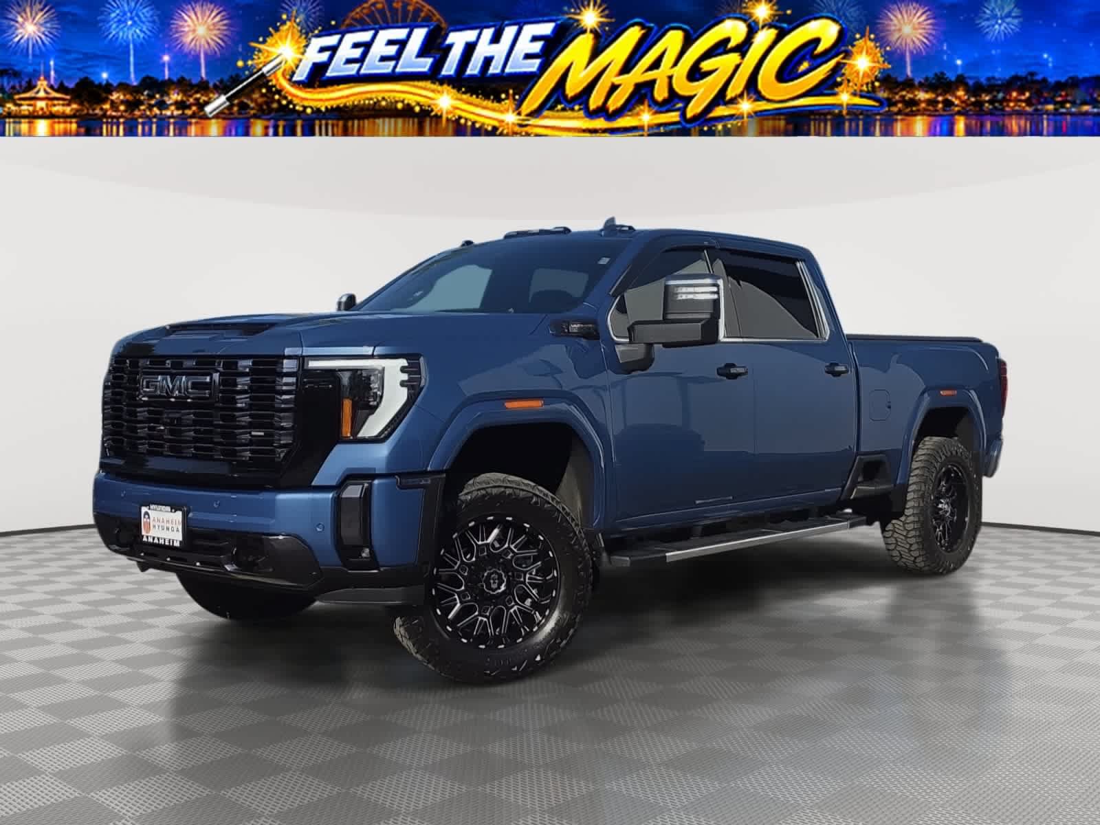 Used 2025 GMC Sierra 2500 Denali w/ Denali Reserve Package AWD/4WD image 1
