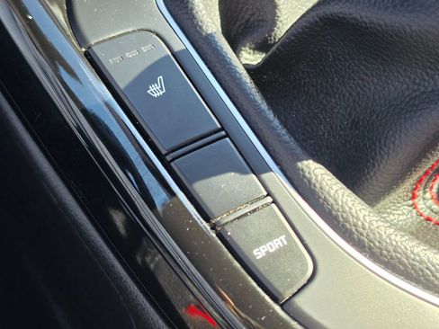 Certified 2023 Kia Forte GT FWD image 26