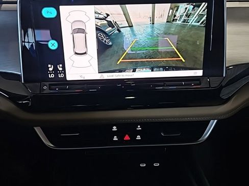 New 2026 Volkswagen Atlas Cross Sport SE image 32