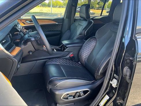 Used 2024 Jeep Grand Cherokee Summit AWD/4WD image 25