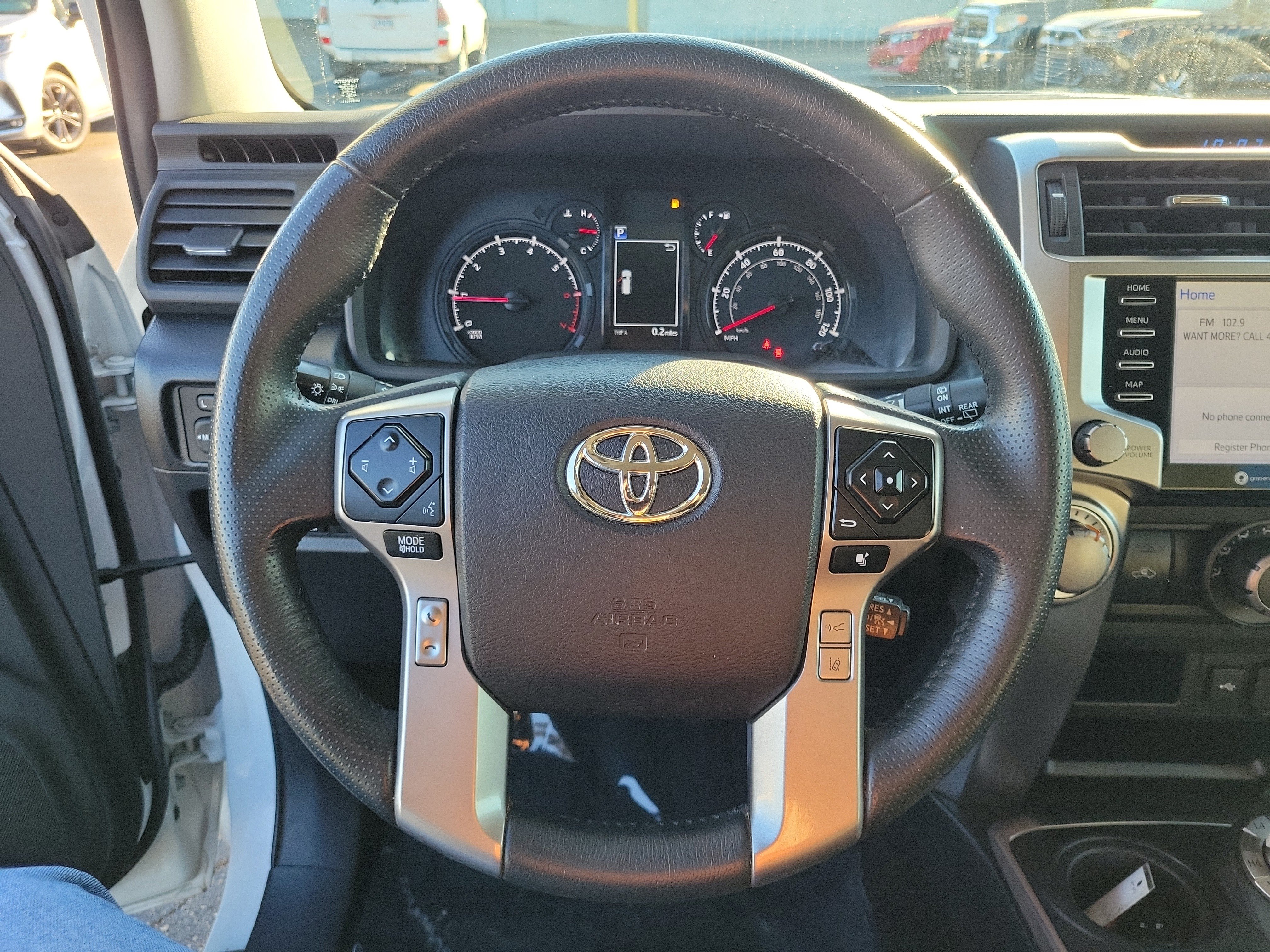 Used 2024 Toyota 4Runner SR5 AWD/4WD image 21
