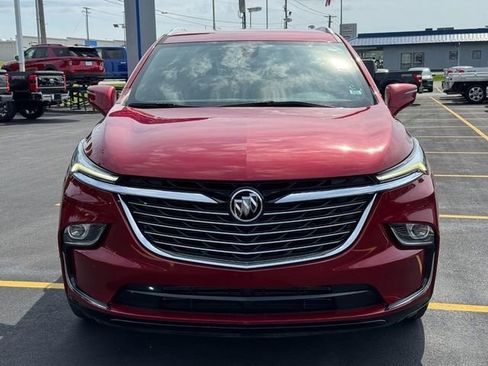Used 2023 Buick Enclave Essence w/ Trailering Package, 5000 lbs. FWD image 9