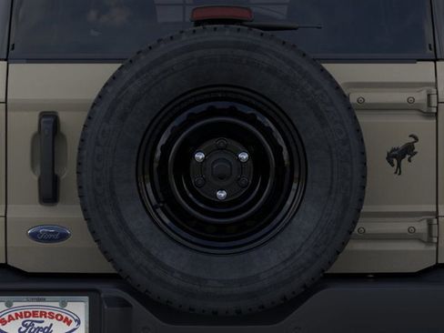 New 2026 Ford Bronco Outer Banks w/ Black Appearance Package image 24