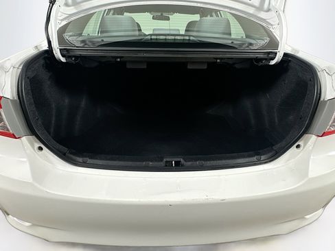 Used 2011 Toyota Corolla LE image 26