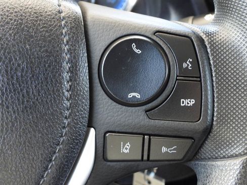 Used 2019 Toyota Corolla LE FWD image 60