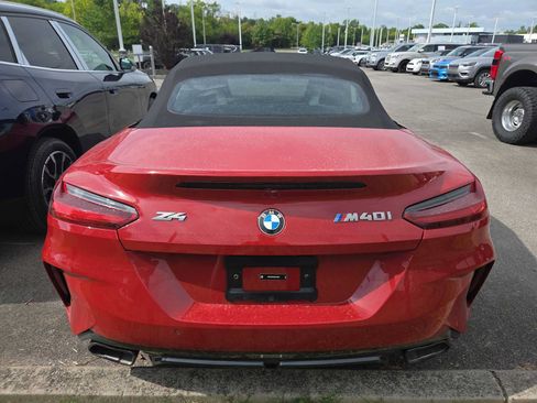 Used 2025 BMW Z4 M40i w/ Premium Package RWD image 6