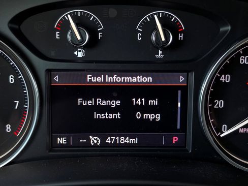 Used 2023 Buick Enclave Essence AWD/4WD image 35