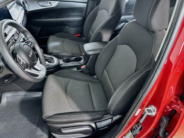 Used 2023 Kia Forte LXS w/ LXS Technology Package FWD image 15