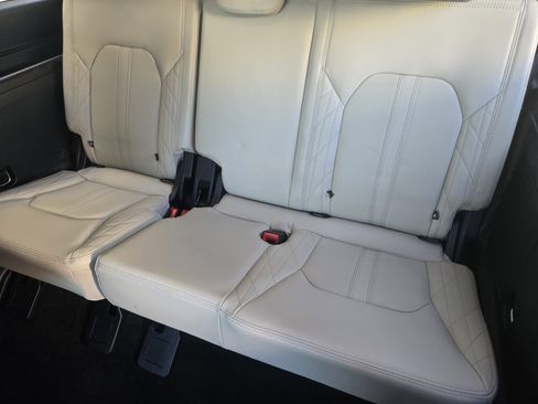 Used 2020 Ford Expedition Platinum image 22