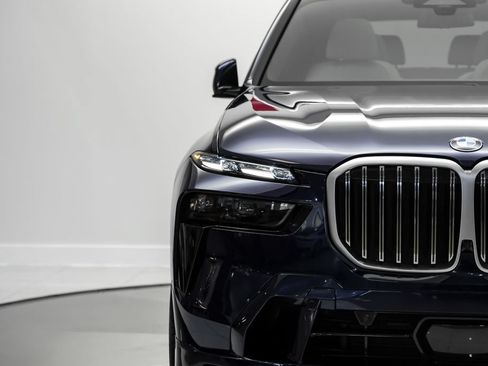 Used 2024 BMW ALPINA XB7 AWD/4WD image 46
