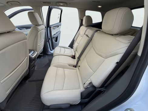 Used 2025 Cadillac XT6 Premium Luxury w/ LPO, Floor Liner Package image 16