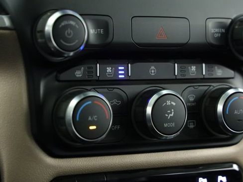 Used 2022 RAM 1500 Laramie image 21