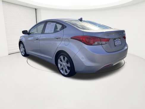 Used 2013 Hyundai Elantra Limited w/ Technology Pkg image 3