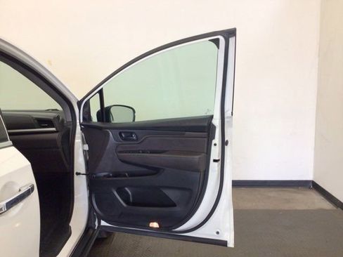 Used 2018 Honda Odyssey EX-L image 10