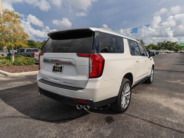 Used 2022 GMC Yukon XL Denali RWD image 9