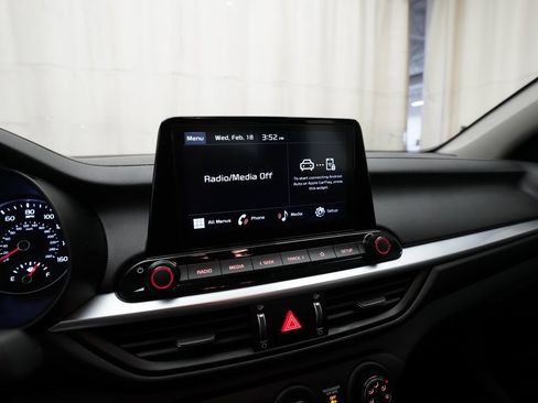 Certified 2024 Kia Forte LXS w/ LXS Technology Package image 6