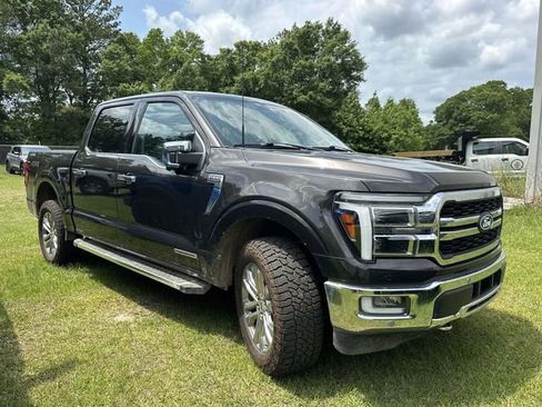 Used 2024 Ford F150 Lariat AWD/4WD image 10