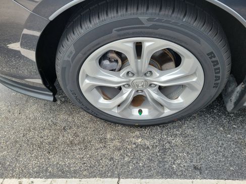 Certified 2023 Honda Accord LX image 8