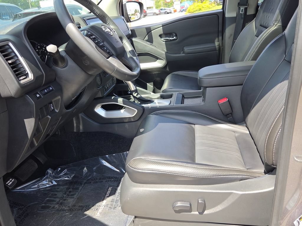 Certified 2024 Nissan Frontier SL w/ Technology Package RWD image 4