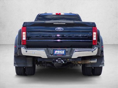 Used 2022 Ford F350 Lariat w/ Lariat Ultimate Package AWD/4WD image 6
