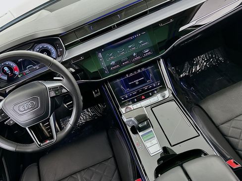 Used 2022 Audi S8 w/ S8 Executive Package image 19