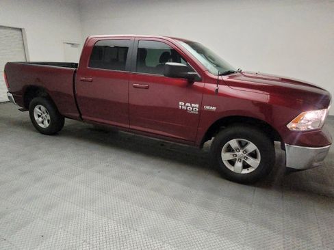 Used 2019 RAM 1500 Classic SLT AWD/4WD image 11