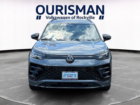 New 2026 Volkswagen Tiguan SE R-Line AWD/4WD image 8