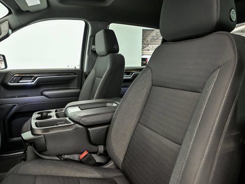 Used 2023 Chevrolet Silverado 1500 LT AWD/4WD image 13