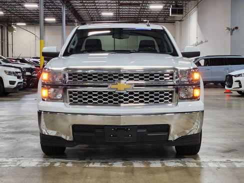 Used 2015 Chevrolet Silverado 1500 LT w/ Texas Edition, 1LT Trim RWD image 2