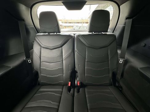 Certified 2025 Cadillac XT6 Premium Luxury w/ Platinum Package AWD/4WD image 66