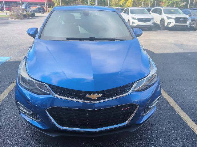 Used 2017 Chevrolet Cruze Premier FWD image 10