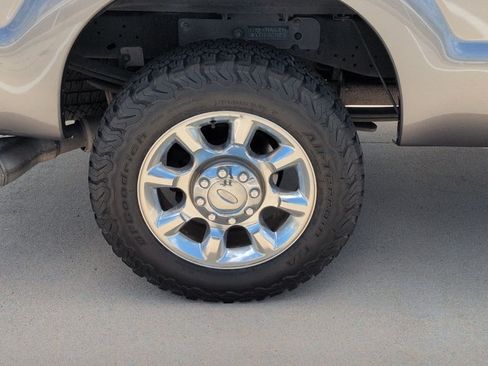 Used 2011 Ford F250 Lariat w/ Lariat Ultimate Pkg AWD/4WD image 23
