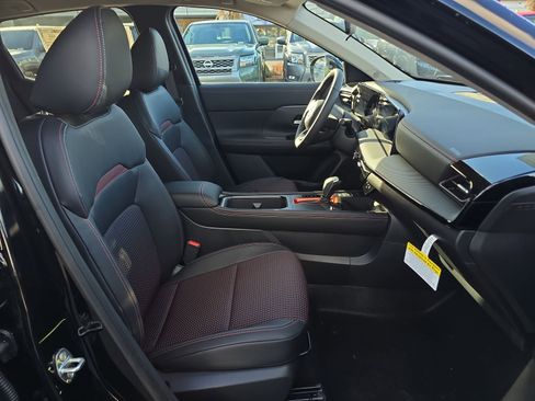 New 2026 Nissan Kicks SR w/ Cold Weather Package image 27