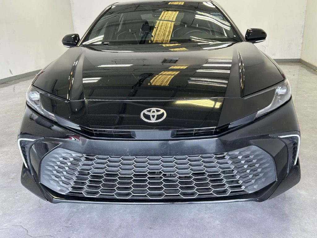 Certified 2025 Toyota Camry SE w/ Convenience Package FWD image 8