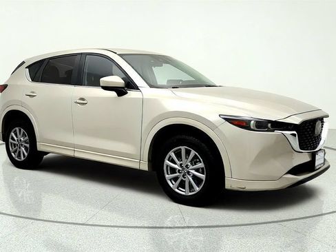 Used 2024 MAZDA CX-5 AWD 2.5 S w/ Select Package image 3