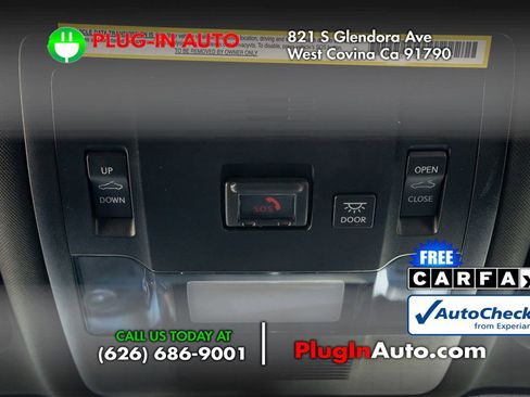 Used 2022 Lexus IS 300 w/ Premium Package image 17