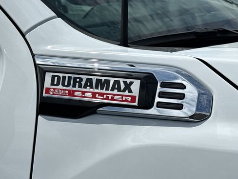 Used 2026 GMC Sierra 2500 Denali w/ Denali Reserve Package AWD/4WD image 10