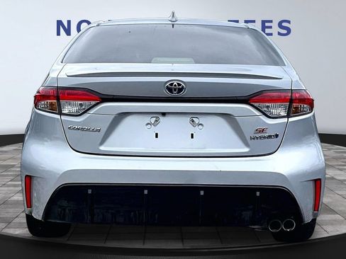Used 2024 Toyota Corolla SE FWD image 5