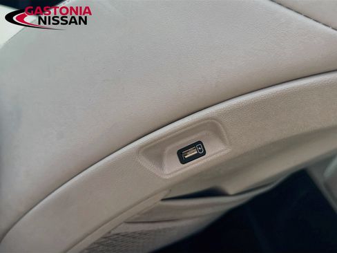 Used 2021 Kia Sorento S w/ Panoramic Sunroof Package AWD/4WD image 33