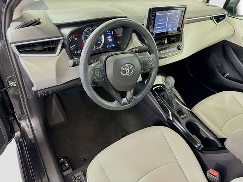 Used 2022 Toyota Corolla LE FWD image 22