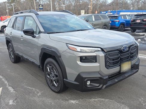 Used 2026 Subaru Outback Premium image 9