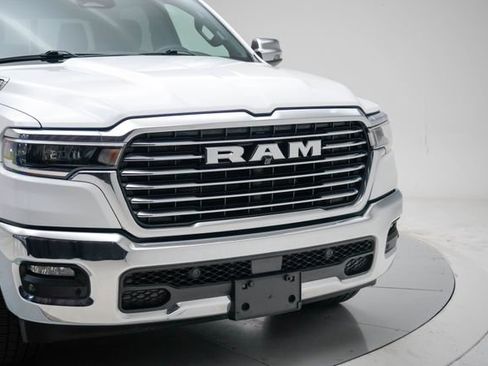 Used 2025 RAM 1500 Laramie AWD/4WD image 20
