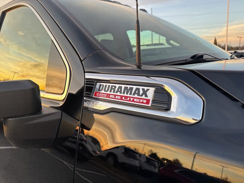 Used 2022 GMC Sierra 2500 Denali w/ Denali Ultimate Package image 5