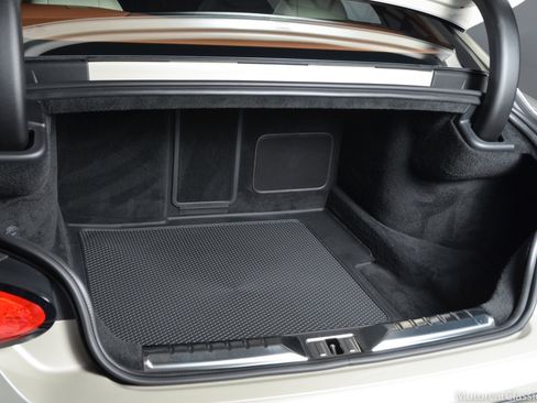 Used 2022 Bentley Continental GT image 32