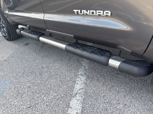 Used 2014 Toyota Tundra Limited w/ Limited Premium Package image 36