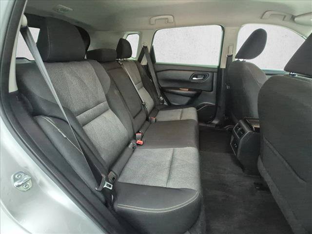 Used 2025 Nissan Rogue SV FWD image 22