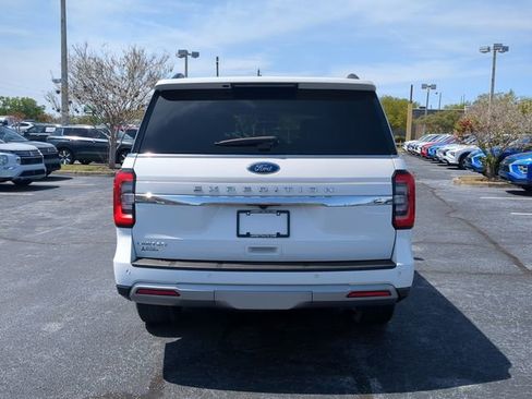 Used 2024 Ford Expedition Limited image 7
